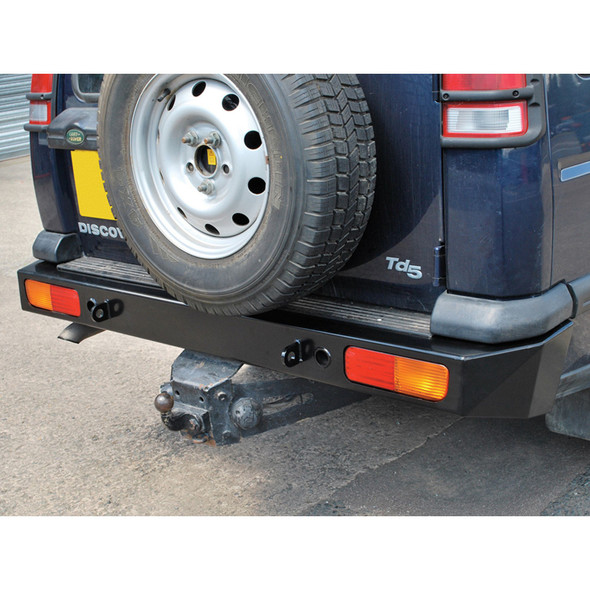 Heavy-duty 4mm steel rear bumper for Discovery 2 with recovery and Hi-Lift jacking points