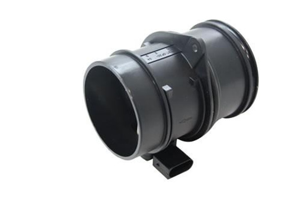 VDO Mass Air Flow MAF Sensor for Discovery 3/4 and Range Rover Sport 2.7 TdV6, a black cylindrical automotive sensor with connector port and mounting bracket.