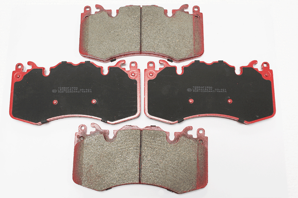 Ceramic Premium 6 Pot Front Brake Pads for Discovery 4 and Range Rover - LR160069 from JGS4x4