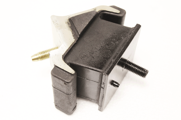 Engine Mounting for Defender/Discovery 1 300TDi from JGS4x4