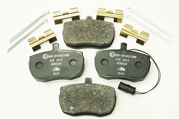 SFP500220A-Discovery 1 Front Brake Pad Set | ATE from JGS4x4