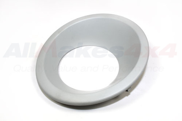 LR012211-Discovery 3 Fog Lamp Bracket | OEM from JGS4x4