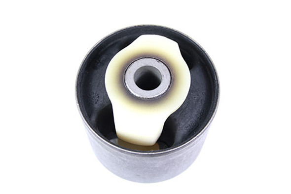 Rear Upper Arm Front Bush for Discovery 3/4 | OEM - LR051621 from JGS4x4