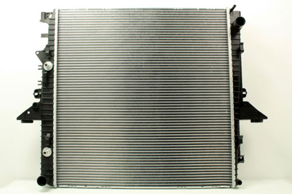 Discovery 3/4/Range Rover Sport 4.0 V6 Petrol Engine Cooling Radiator from JGS4x4