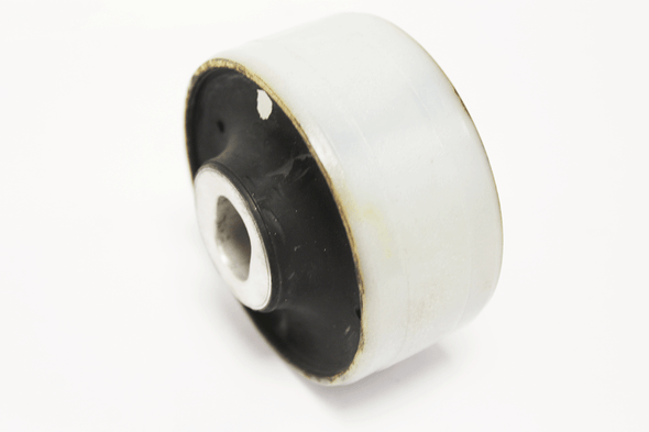 LR065717 - Discovery Sport Rear Carrier Frame Bush | Meyle from JGS4x4