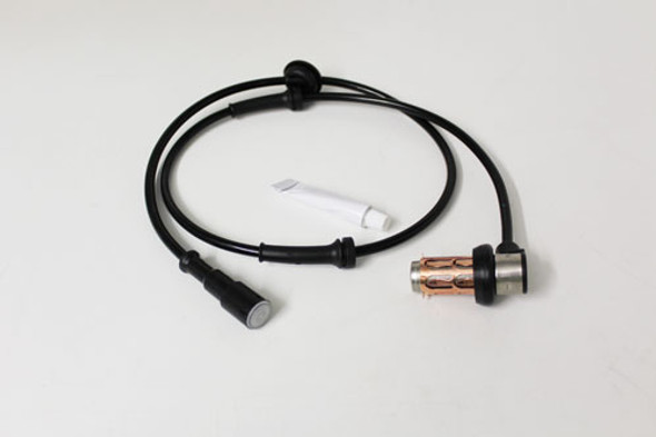SSW100030G - Freelander 1 Front ABS Brake Sensor | PEX from JGS4x4