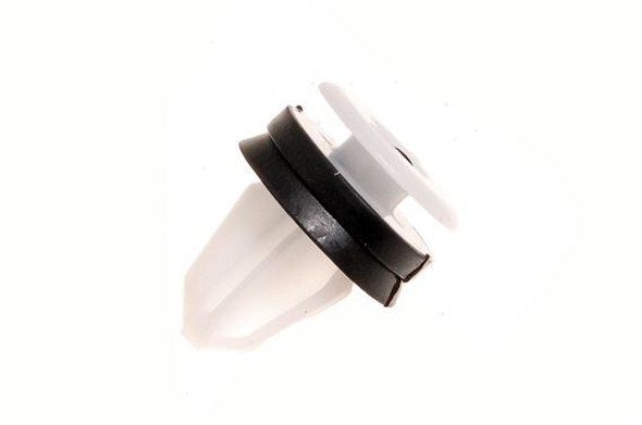 LR013135 - Door Card And Trim Clip | Genuine from JGS4x4