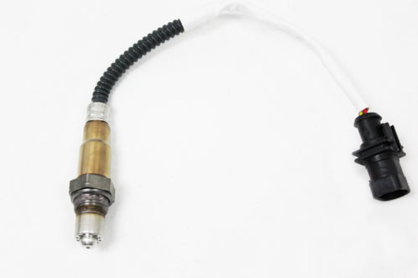 Front Exhaust Gas Oxygen Sensor for Range Rover Sport 5.0 V8 Supercharged | OEM - LR035750 from JGS4x4