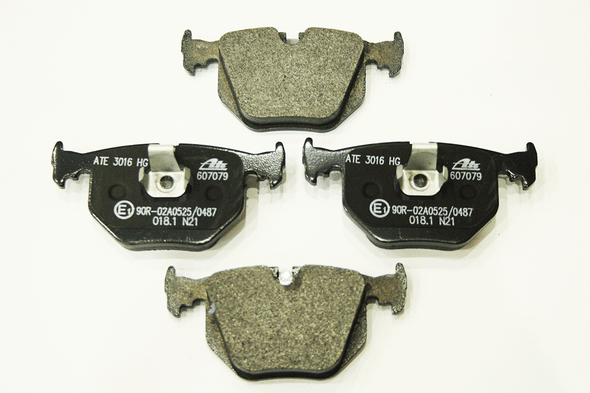 Range Rover L322 Rear Brake Pad Set from JGS4x4