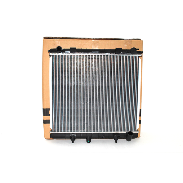 Range Rover P38 V8 Engine Cooling Radiator - PCC106940 from JGS4x4