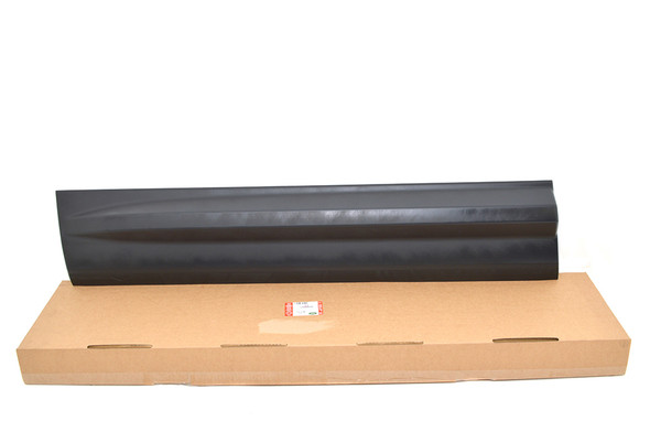 Door Moulding - LR044655 | Genuine Land Rover from JGS4x4