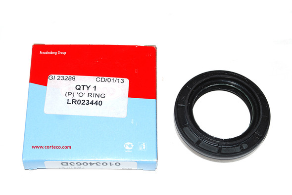 Rear Diff Oil Seal - LR023440 | OEM for Freelander 2 from JGS4x4