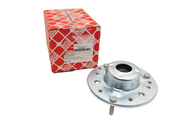 Rear Upper Shock Absorber Top Mount for Freelander 2 | OEM - LR085485 from JGS4x4
