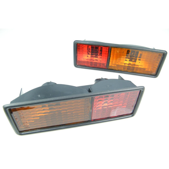 Direct Replacement Rear Bumper Light Lamps Pair for Discovery 1, automotive rear bumper lights with red and orange lens covers.