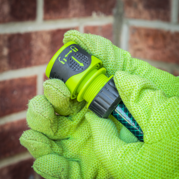 Soft-Touch Hose Connector With Water Stop & Lock 1/2"-5/8"