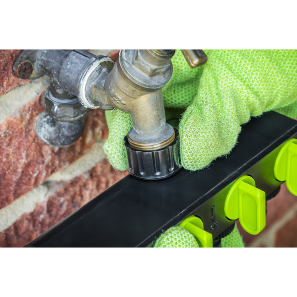 4-Way Garden Water Distributor