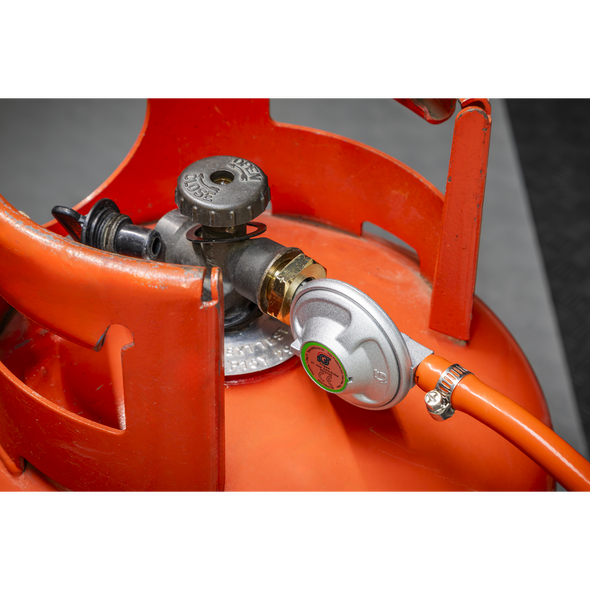 Bottle Mounting Propane Heater 14,330Btu/hr