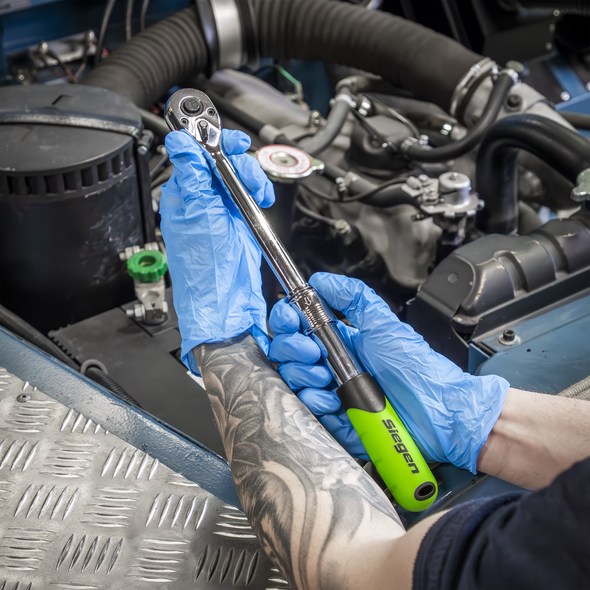 Siegen Extendable Ratchet Wrench 3/8"Sq Drive