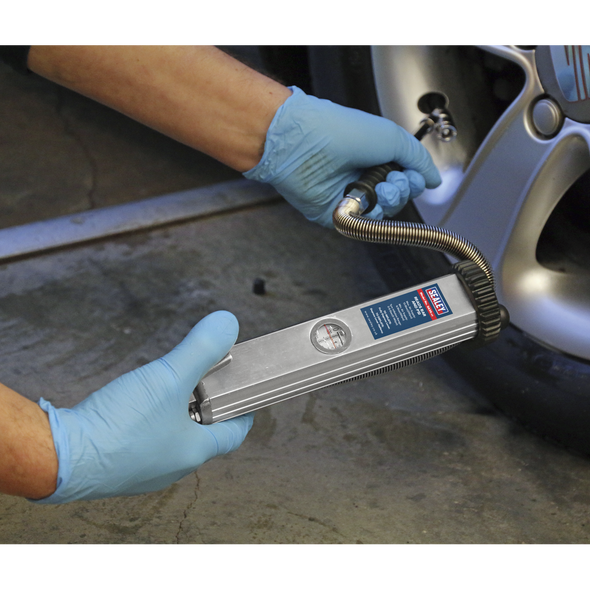 Long Type Tyre Inflator with Twin Push-On Connector