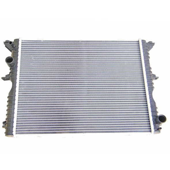 Radiator Cooling for Defender TD5 PUMA 2.2.4 TD4 TDCi, direct replacement radiator cooling with metal fins and plastic tank, suitable for Land Rover Defender models from 2002.
