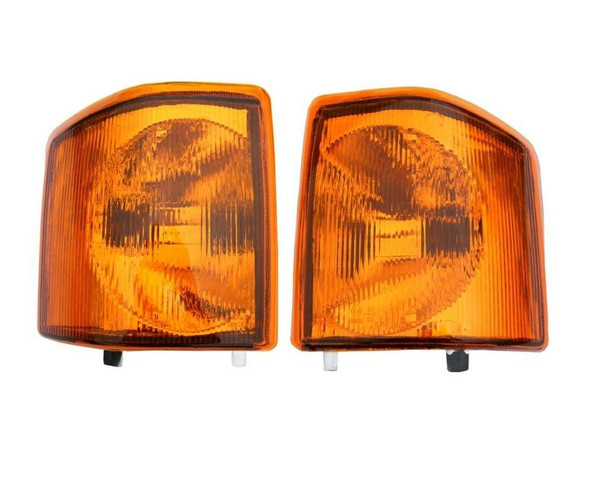 Direct Replacement Front Indicator Lamps Lights for Discovery 1, pair of orange turn signal lights for vehicle front indicators.