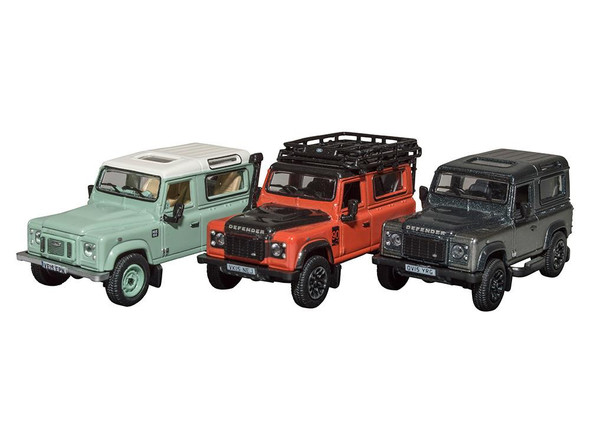 Oxford Diecast Heritage Collectable Die for Defender, set of three miniature diecast Defender vehicles in different colours and designs. Oxford Diecast Heritage Collectable Die for Defender, set of three miniature diecast Defender vehicles in different colours and designs.