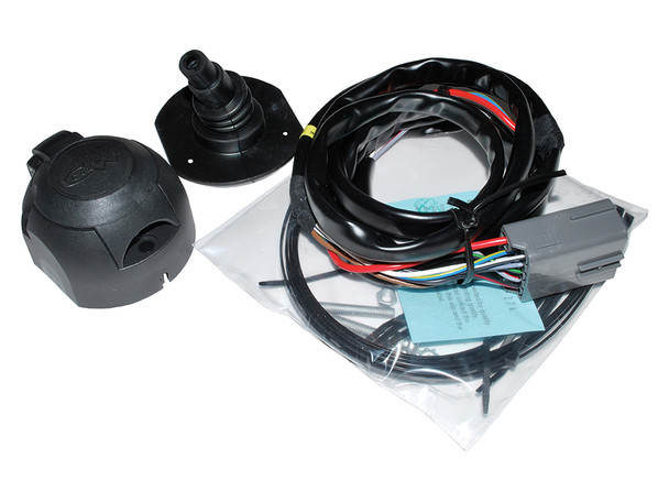 12N 7-Pin Trailer Lighting Electrics Socket for Defender Puma from JGS4x4