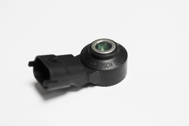 LR092099G - Crankshaft Front Knock Sensor | Bosch from JGS4x4