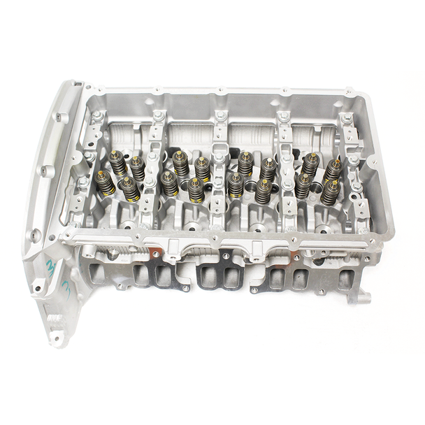 Cylinder Head for Defender 2.4 Tdci - LR004428 from JGS4x4