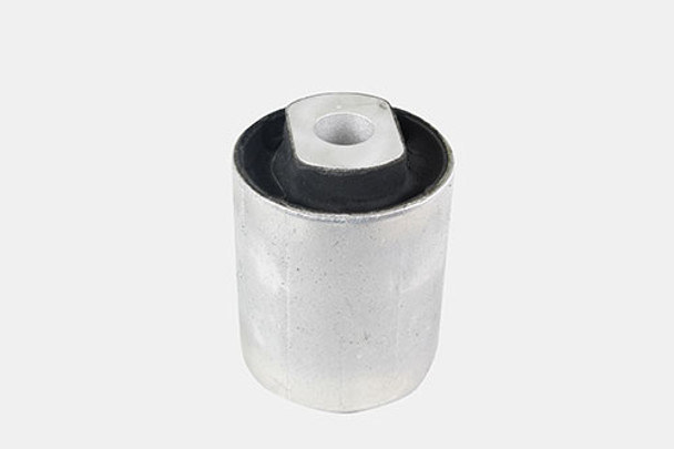 Rear Lower Arm Front Bush Sport for Discovery 3 - LR051611 from JGS4x4