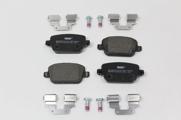 LR003657F - Freelander 2 Rear Brake Pad Set | Ferodo from JGS4x4