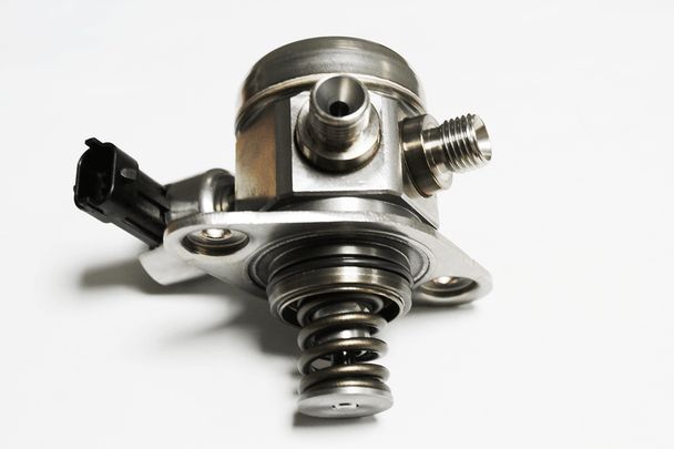 Engine Mounted Fuel Injection Pump for Range Rover Sport and Range Rover 3.0 and 5.0 Petrol - LR081595 from JGS4x4