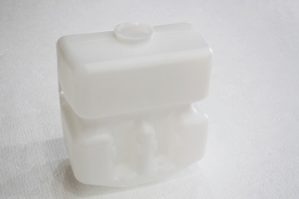 Screen Wash Bottle for Defender - PRC5744 from JGS4x4 Screen Wash Bottle for Defender - PRC5744 from JGS4x4