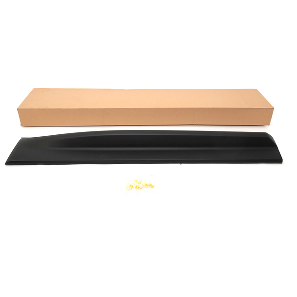 Front RH Lower Door Moulding In Anthracite for Range Rover Sport 2005