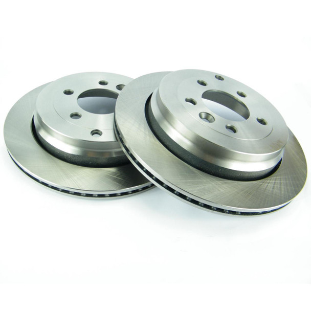 Direct Replacement Rear Brake Discs for Discovery 3, 4 & Range Rover Sport TDV6, two silver brake discs with ventilated design and central hub holes. Direct Replacement Rear Brake Discs for Discovery 3, 4 & Range Rover Sport TDV6, two silver brake discs with ventilated design and central hub holes.