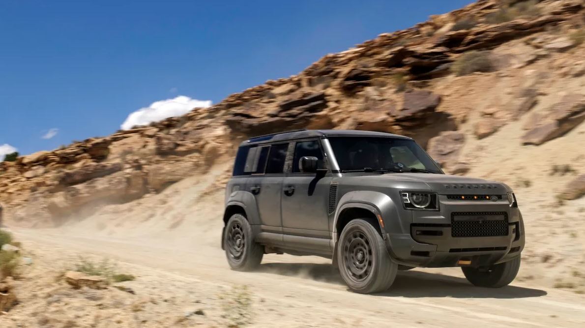 High-performance Land Rover Defender OCTA
