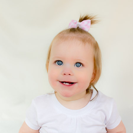 baby tie hair