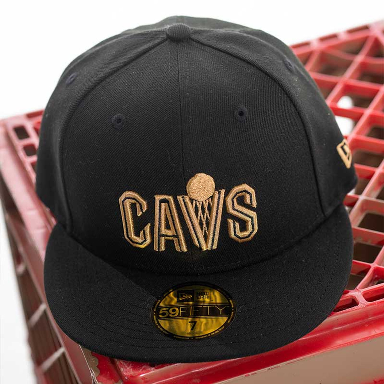 New Era Black Cavs Fitted Hat Size 7 1/4 | Cavaliers