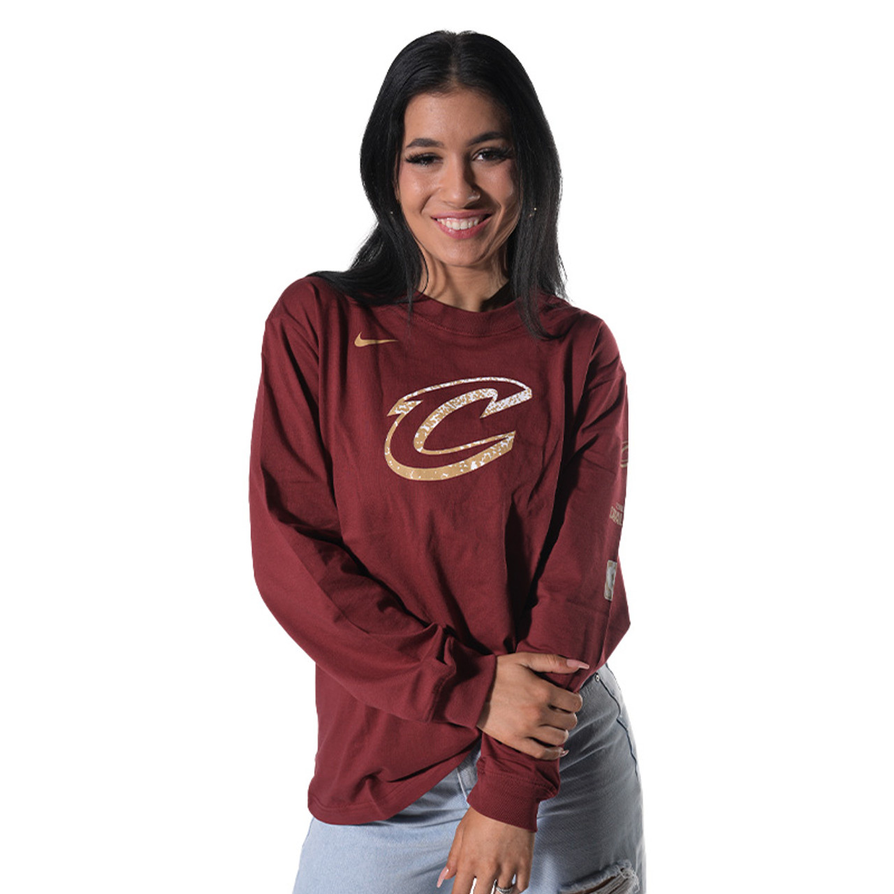 Maroon nike sales shirt women's