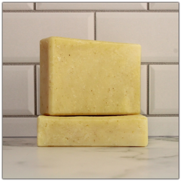 Lyzeth Facial Soap Bar soothe and moisturize skin to help look soft and conditioned. Works best with itchy and dry skin because it contains;

German Chamomile Flower Powder, which is known for its anti-inflammatory, helps soothe problem skin. 
White Kaolin Clay, is a natural exfoliates help stimulate circulation to the skin. 
Tea Tree Essential Oil, helps to soothe and support damaged skin.
Lavender Essential Oil, which has a softening and conditioning effect on the skin.