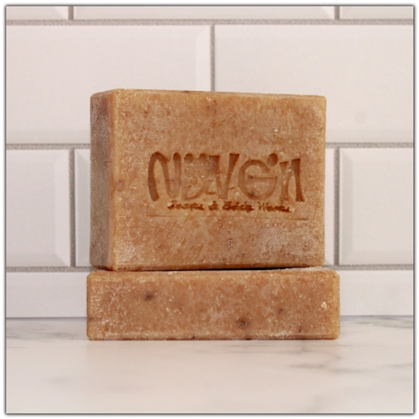 Forest Soap Bar This sent blend is a tried-and-true measure of what men really love in a fragrance-the woods. Deep and immensely woodsy, the blend also offers a surprisingly sweet quality.