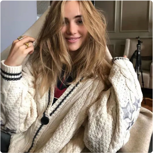 Fashion Warm Swif T Beige Holiday Cardigan Women Cardigan Autumn Tay Women Star Embroidered Cardigan Lor V-neck Knitted Sweater