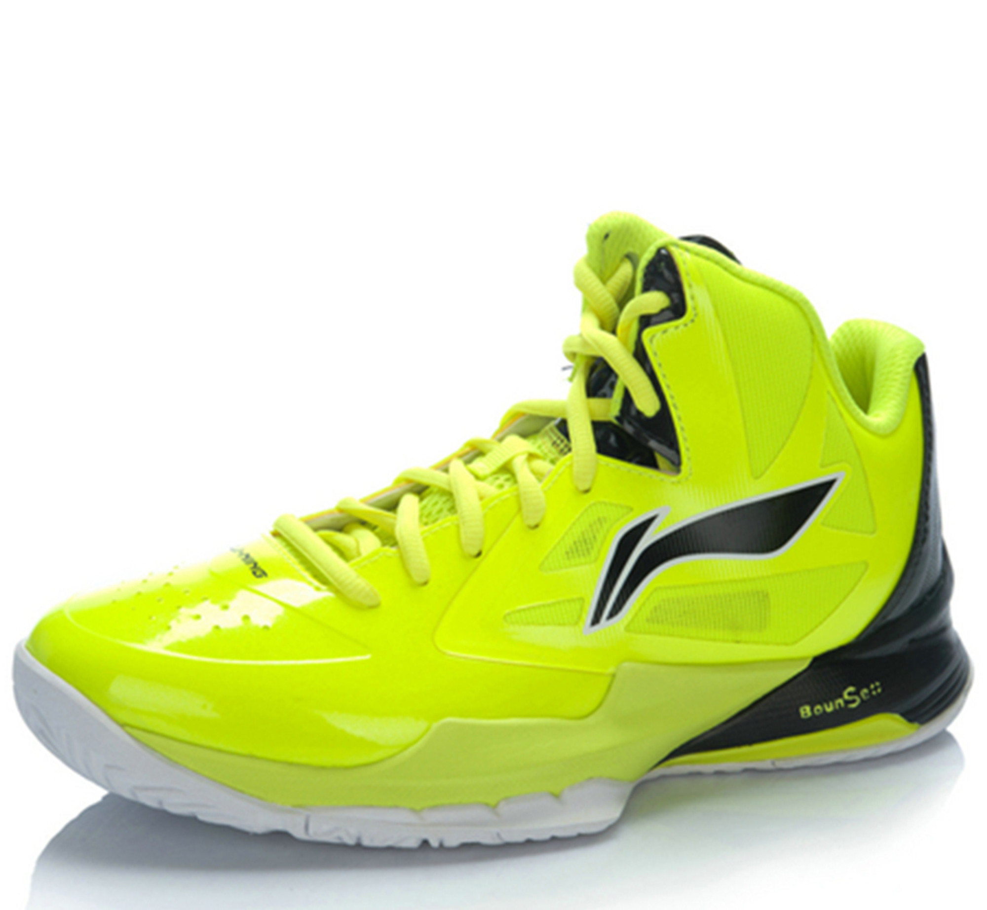 professional basketball shoes