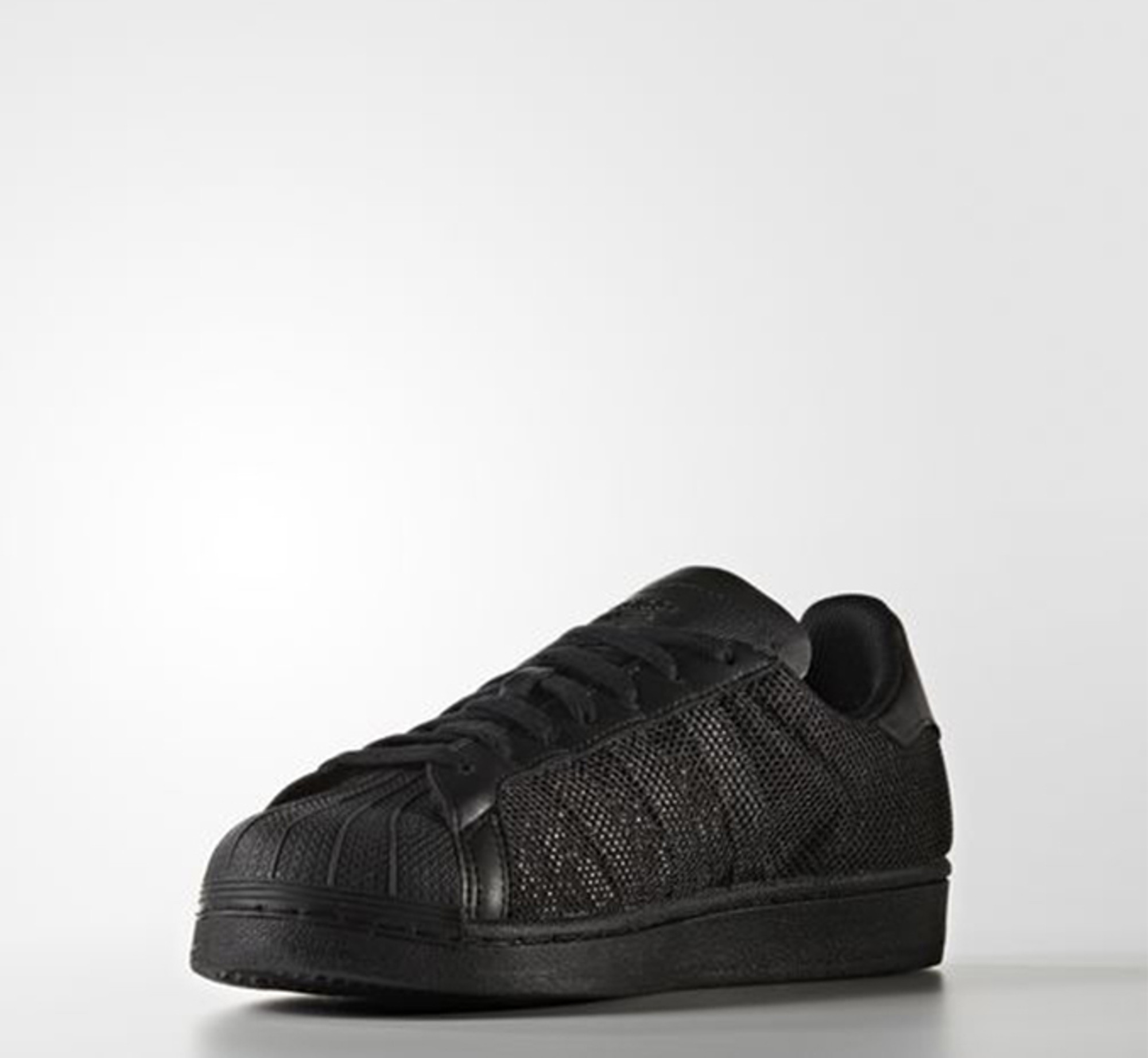 adidas originals triple black