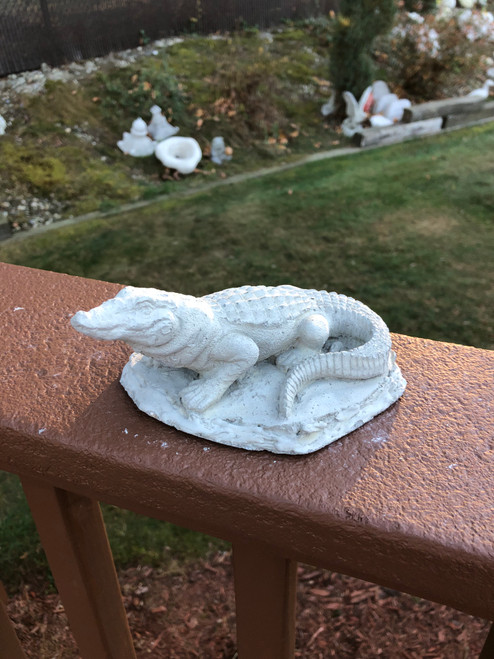 Alligators - stonewerksstatuary.com