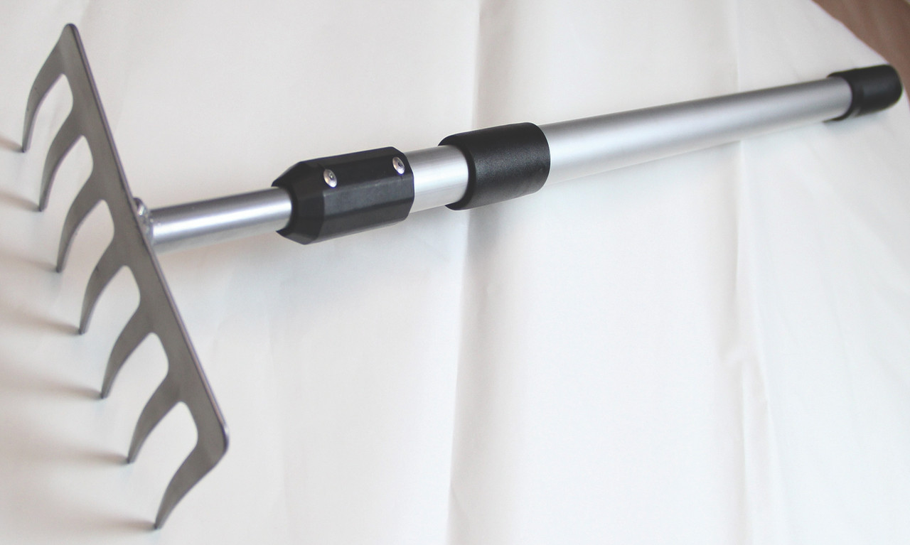 Telescopic 7-Tine Rake - Thumbnail 3