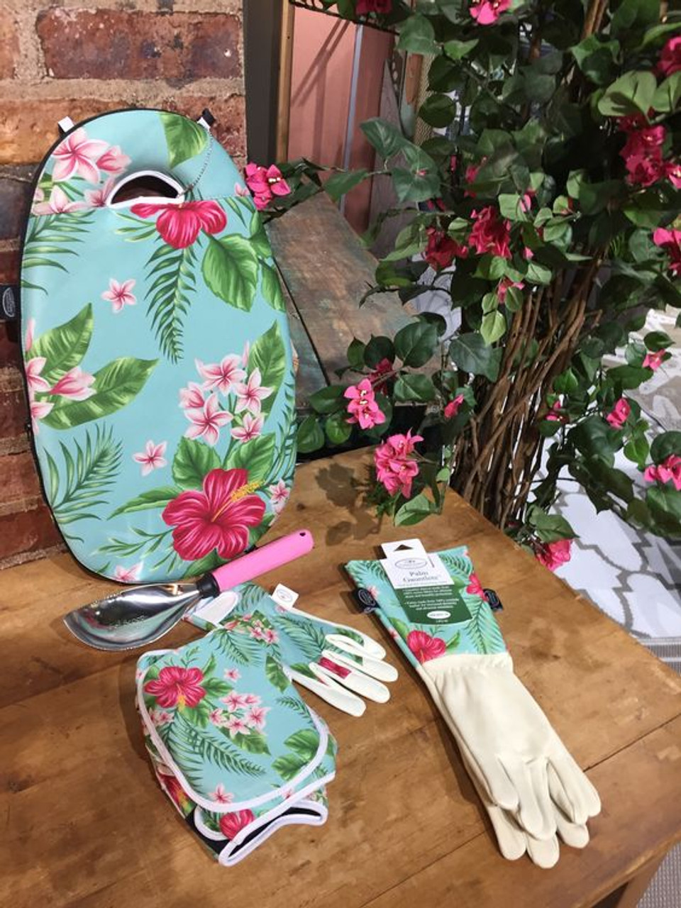 Palm Gardening Gift Set - Thumbnail 3