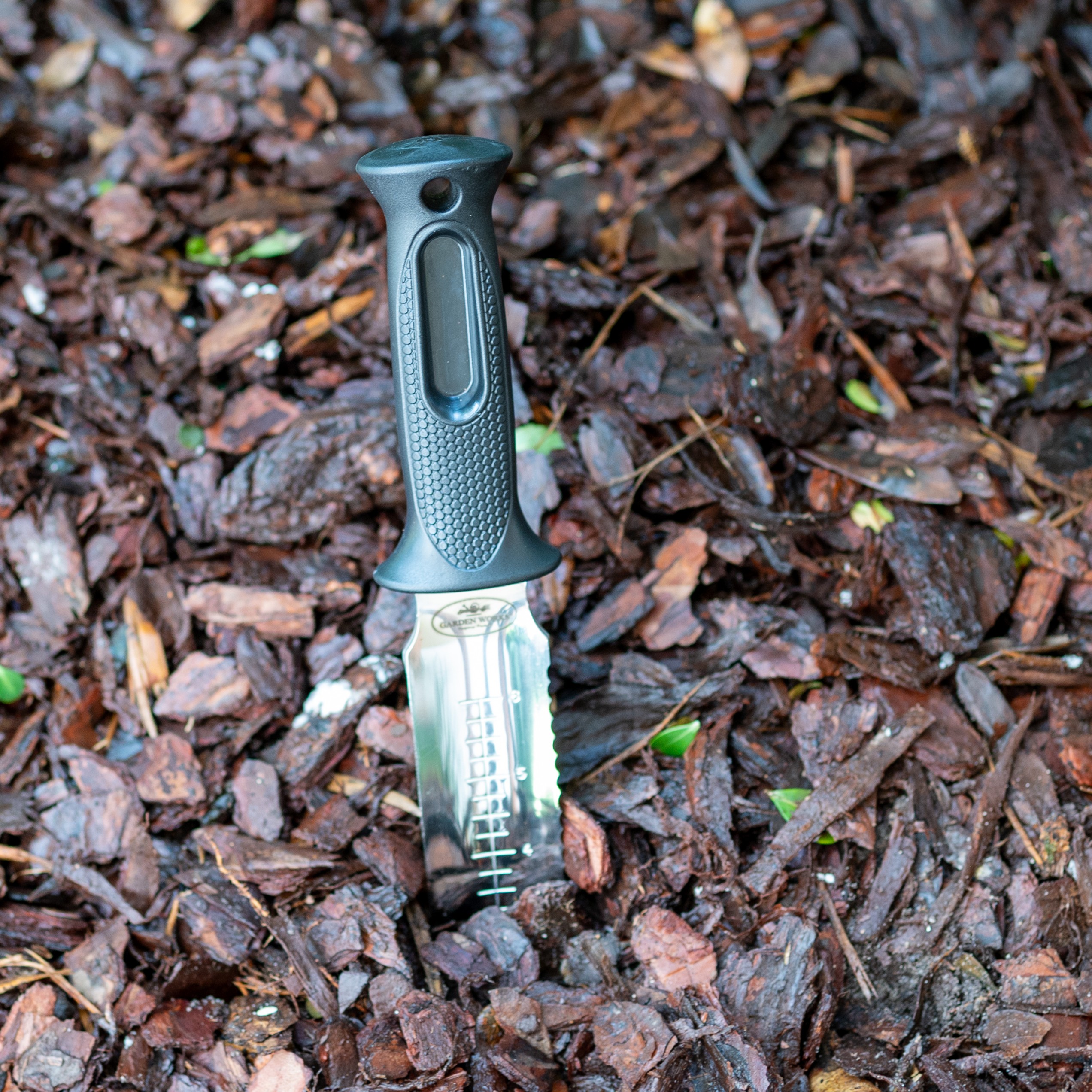 What is a hori hori knife and why should i care garden works