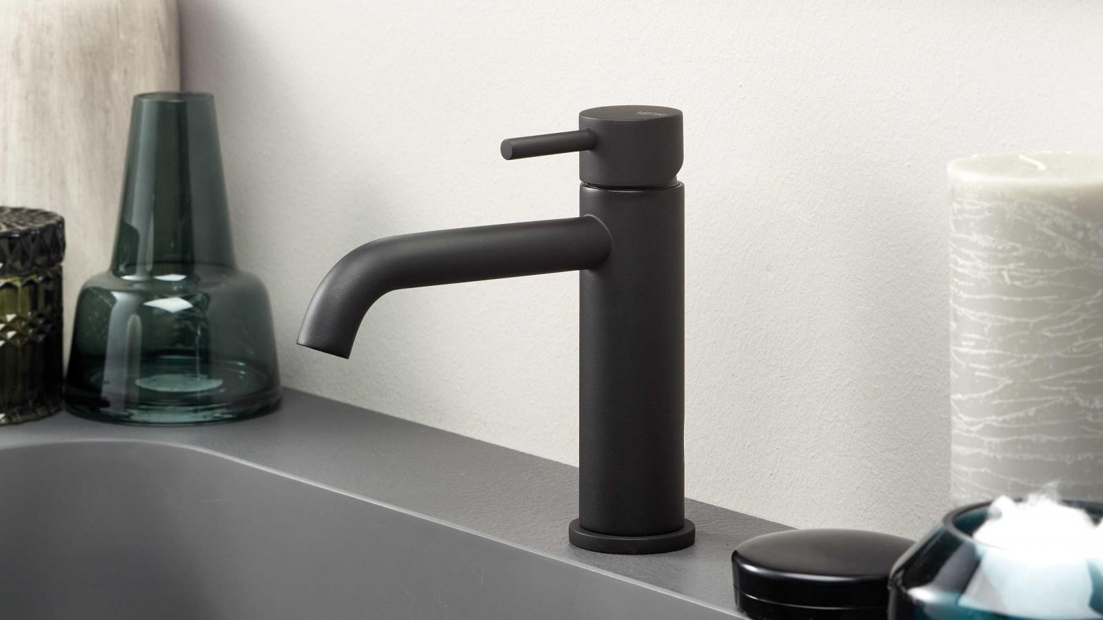 Wall Mounted Bath/Shower Mixer - DITS1226_CAM.jpg