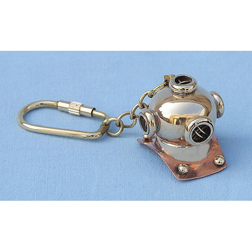 World War I Diver Helmet Keychain Alt Image 1